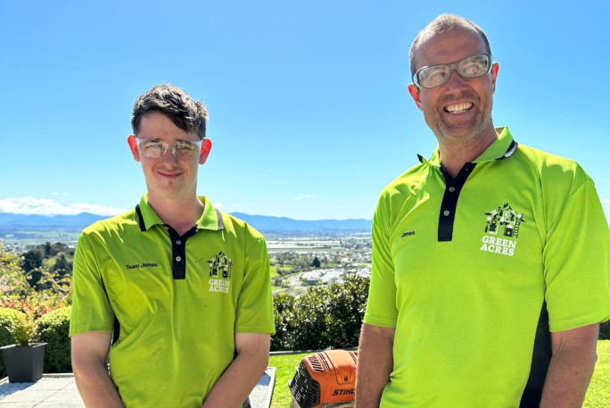 Lawn and Garden Services Franchise for Sale West Auckland 