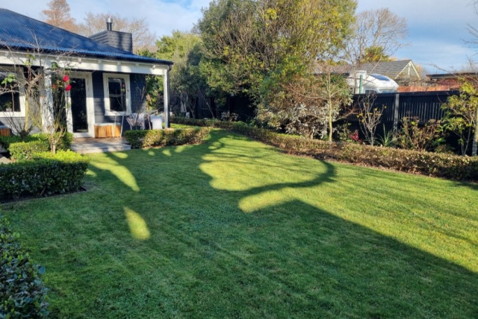 Lawn and Garden Services Franchise for Sale Christchurch Lawn and Garden Services Franchise for Sale Christchurch