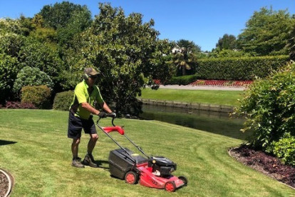 Lawn and Garden Services Franchise for Sale Christchurch